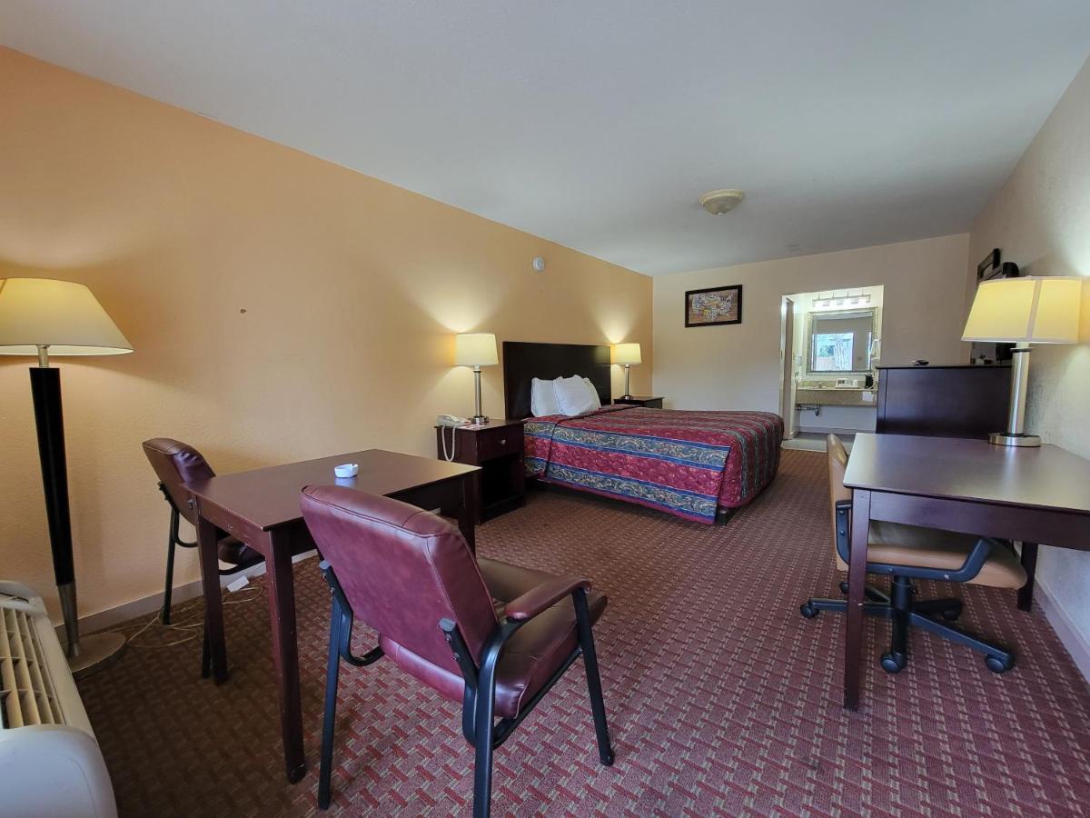 Twin Star Lodge Biloxi Exterior photo
